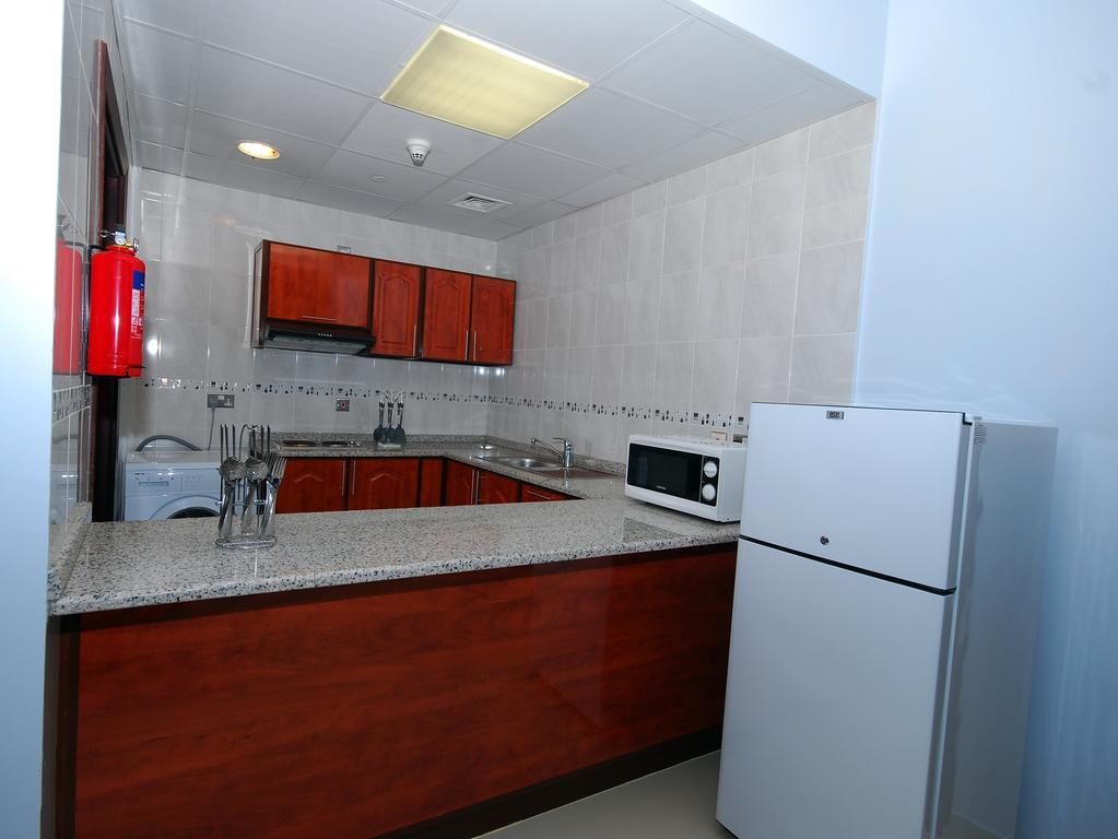 Ramee Rose Hotel Apartments Abu Dhabi Exterior photo