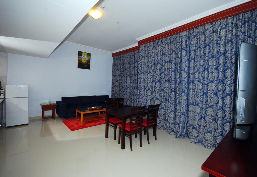 Ramee Rose Hotel Apartments Abu Dhabi Exterior photo