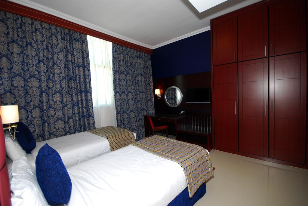 Ramee Rose Hotel Apartments Abu Dhabi Exterior photo
