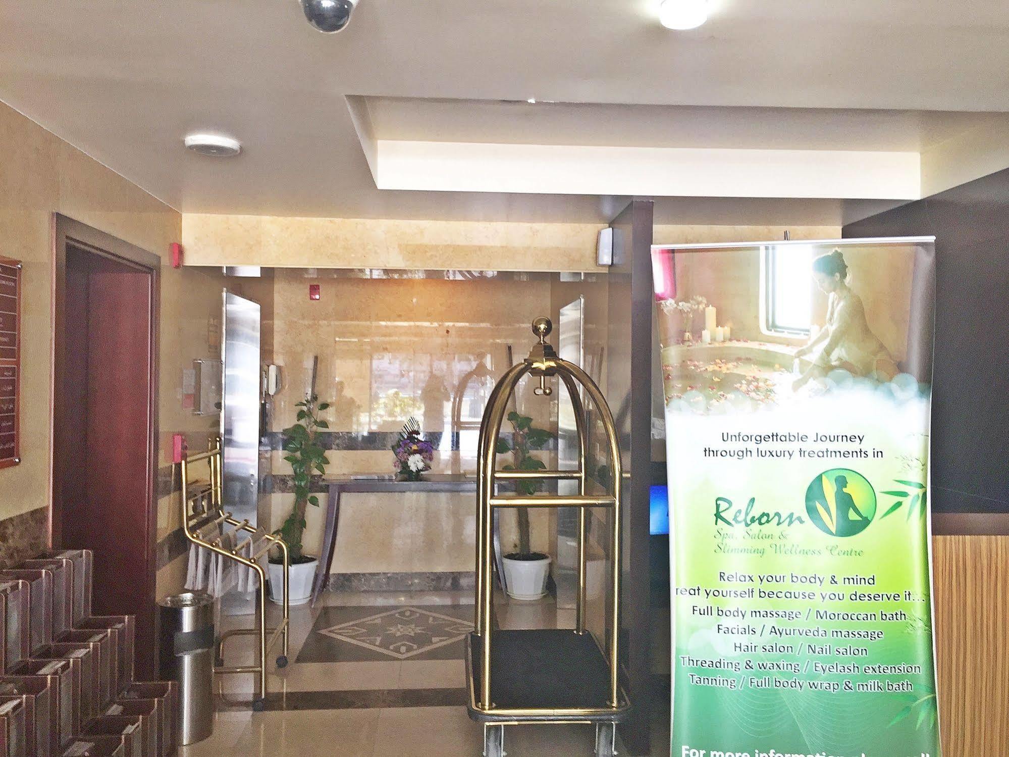 Ramee Rose Hotel Apartments Abu Dhabi Exterior photo